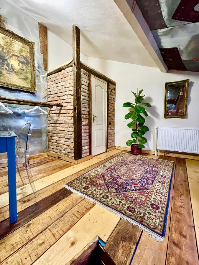The House A La Cluj Villa Екстериор снимка
